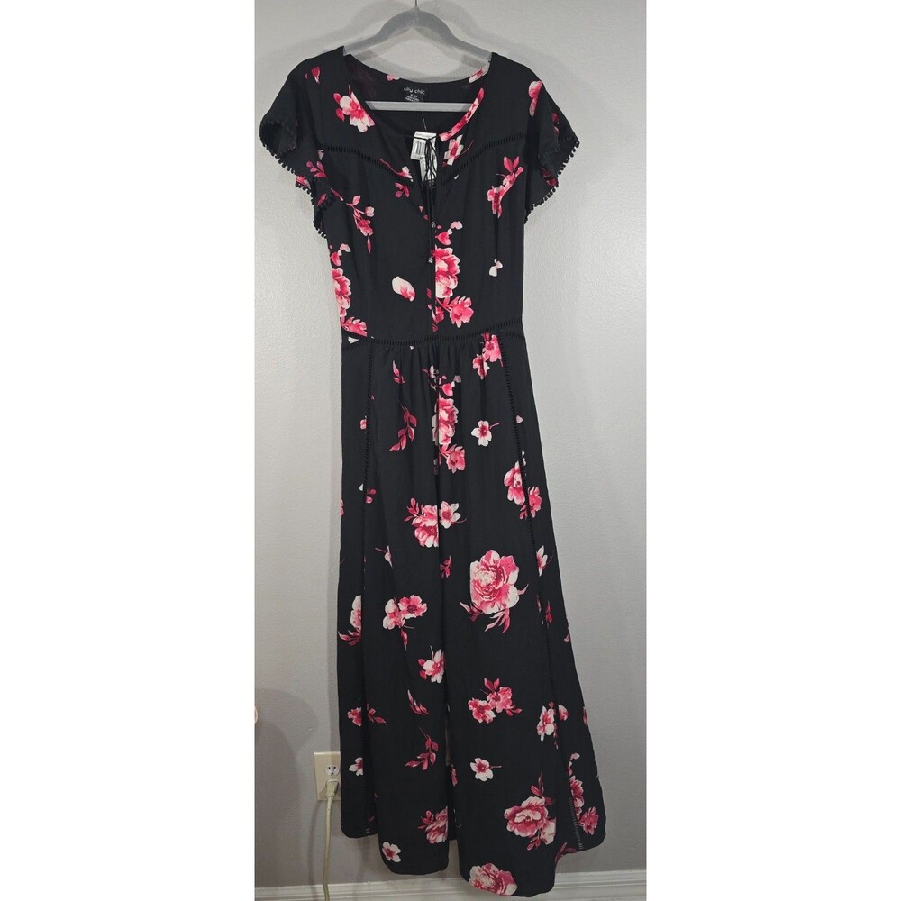 City Chic Black floral Maxi Dress with eyelet details Cottagecore Size 22 BZ